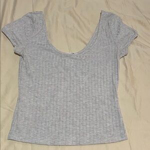 H&M Light Gray Ribbed Scoop Neck Tee